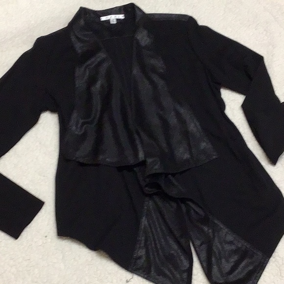 CAbi OWENS WATERFALL FAUX LEATHER JACKET MED - Picture 4 of 12